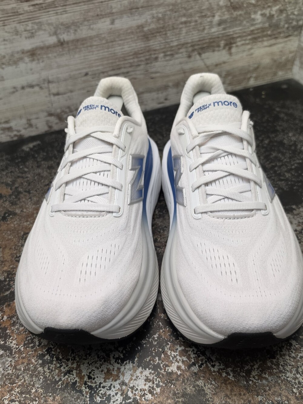 Mens New Balance Fresh Foam More Running Shoes Sz 8 4E Wide White Mesh - Picture 5 of 9
